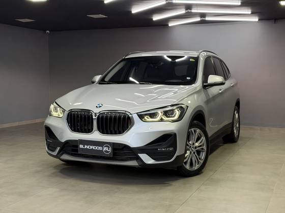 BMW X1 2.0 16V TURBO ACTIVEFLEX SDRIVE20I 4P AUTOMÁTICO BMW X1 2.0 16V TURBO ACTIVEFLEX SDRIVE20I 4P AUTOMÁTICO